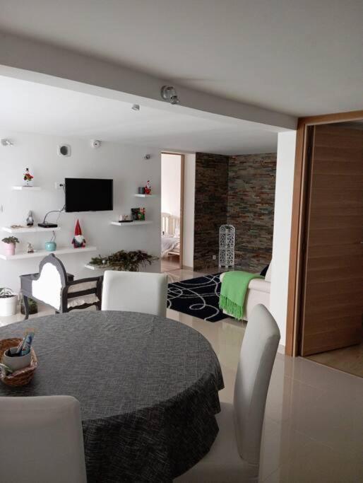 Appartement Cosy Avec Jardin Vaux-Sur-Seine Exteriér fotografie